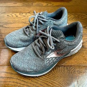 Brooks Womens Adrenaline 21 Sneakers